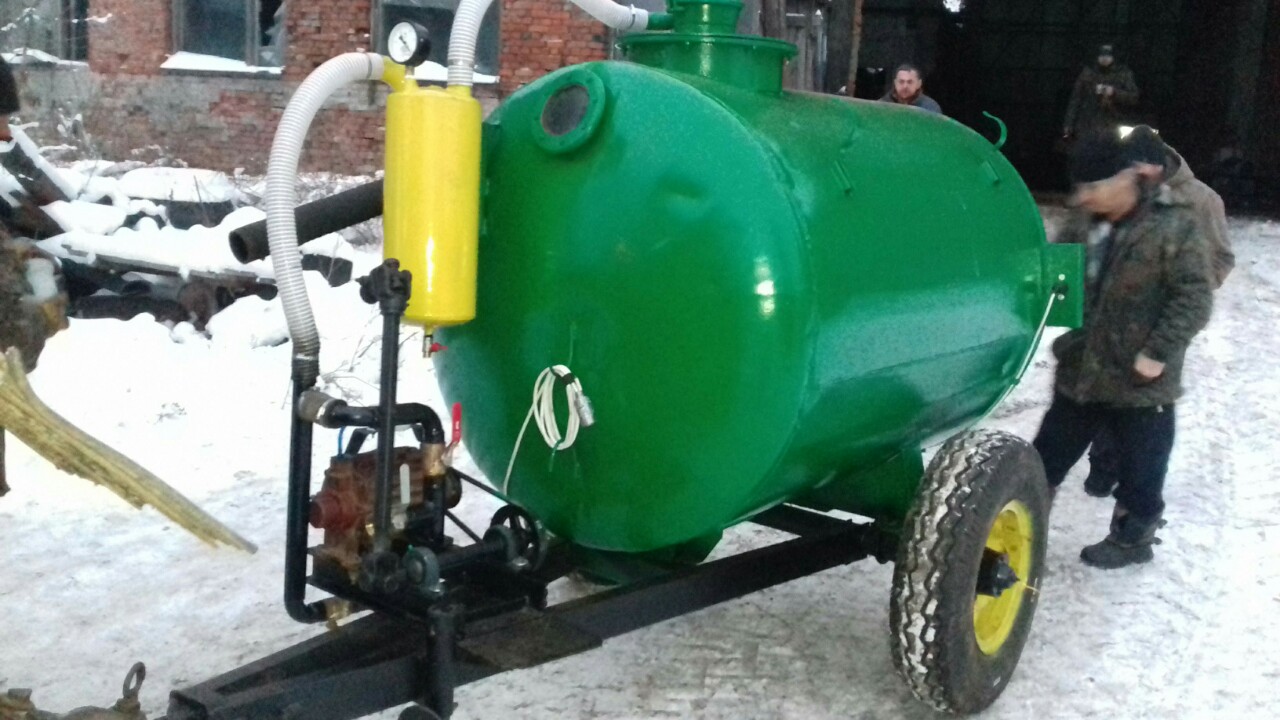 Бочка ЖЗВ-2 для внесения жидкого навоза и жидких органических удобрений