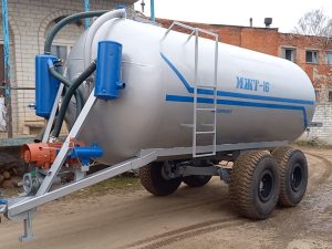 Бочка МЖТ-16 з вакумним насосом КО510 для навозу, води та КАС