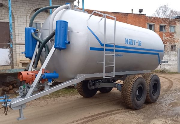 Бочка МЖТ-16 з вакумним насосом КО510 для навозу, води та КАС